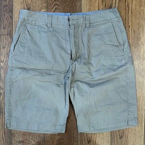 J. Crew Men's Gray Flat Front Shorts